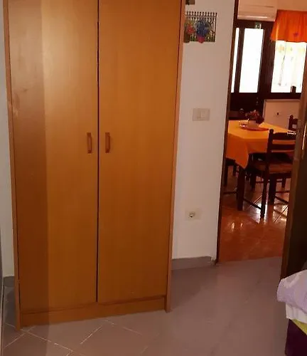 Bruna * Bužinija