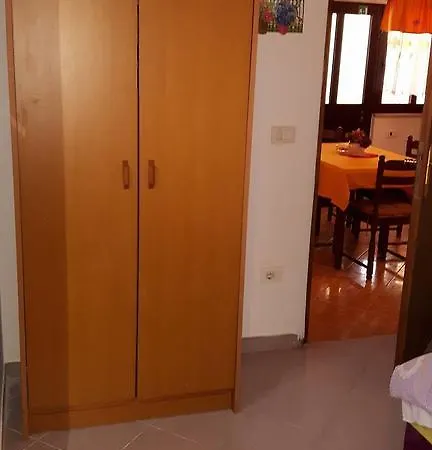 Bruna * Bužinija